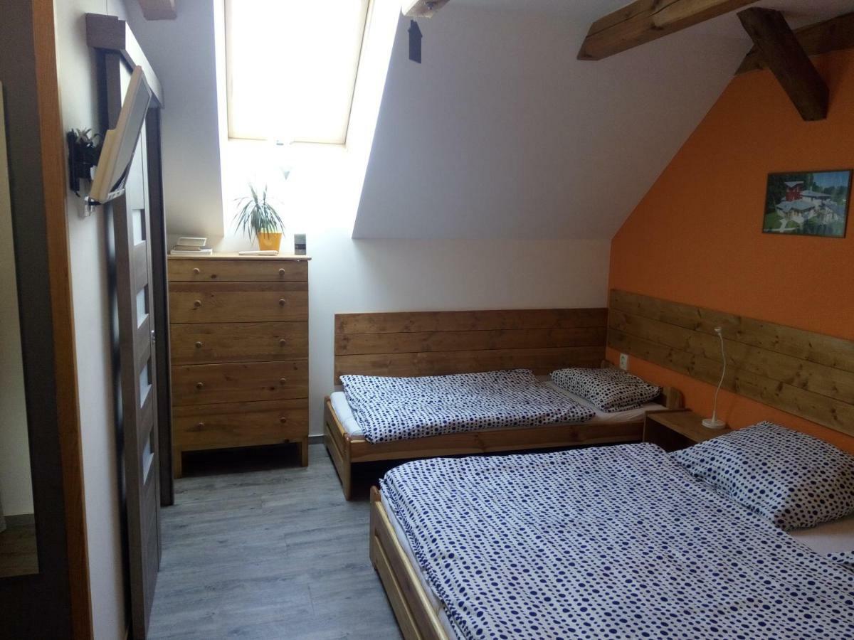 Family House 94 Apartment Prosecne Luaran gambar