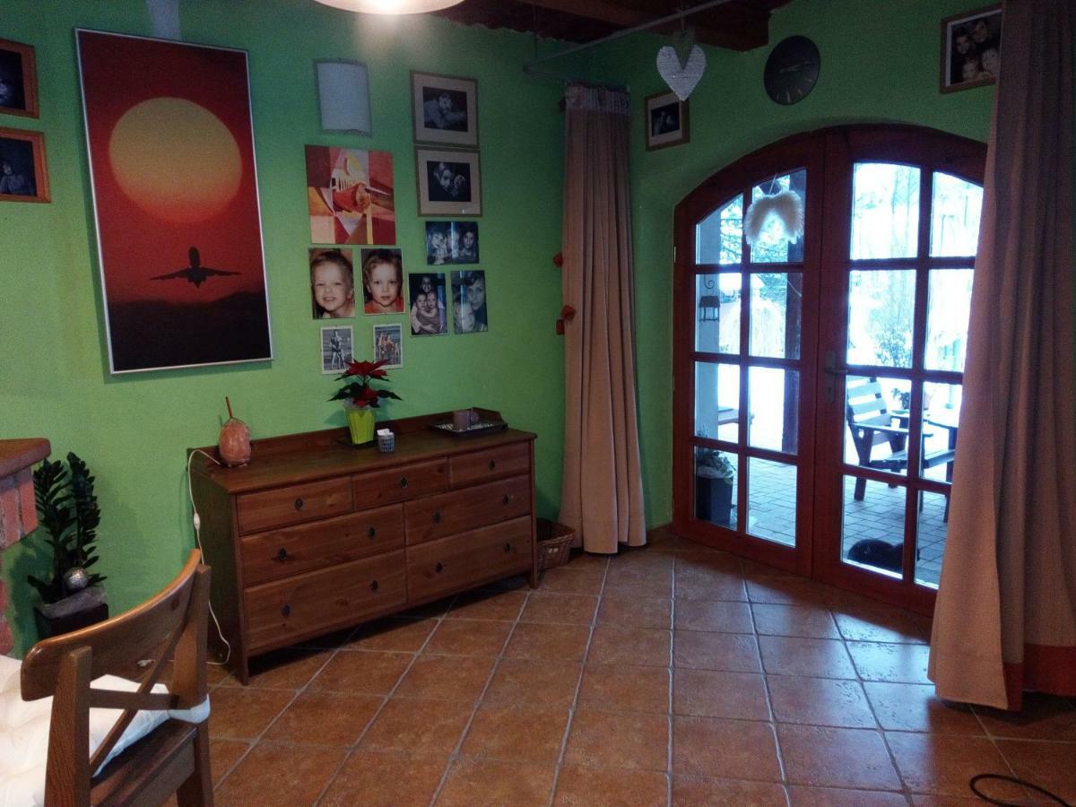 Family House 94 Apartment Prosecne Luaran gambar